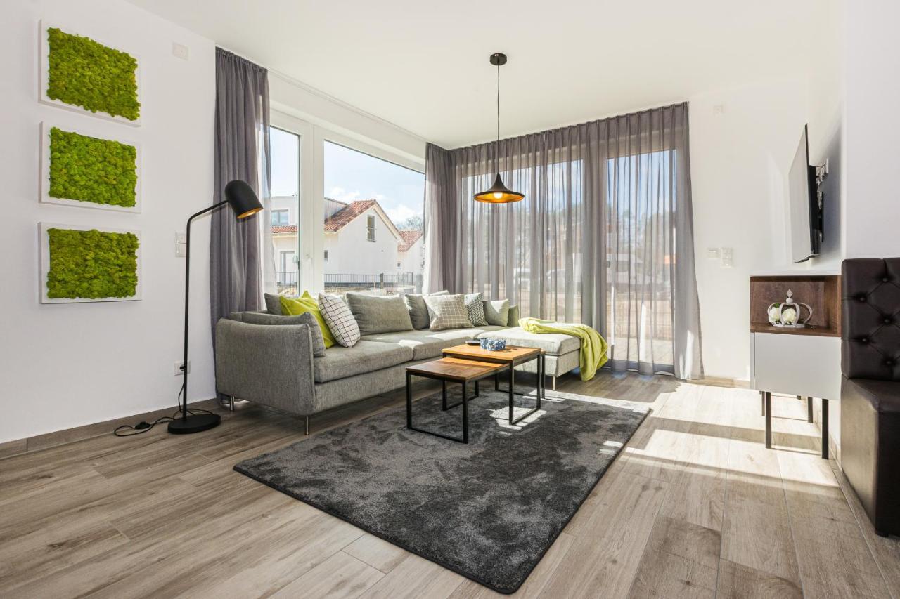 Ferienhaus-See-Sauna-Kamin-Hund mit E-Ladestation Krakow am See Exterior foto